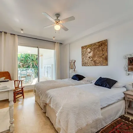 Homeforguest In Puerto Banus Apartment Marbella