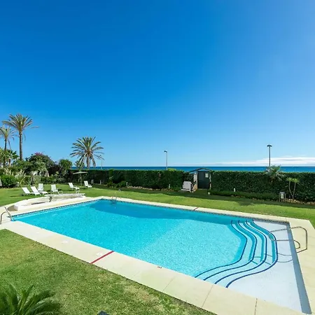 Apartment Homeforguest In Puerto Banus
